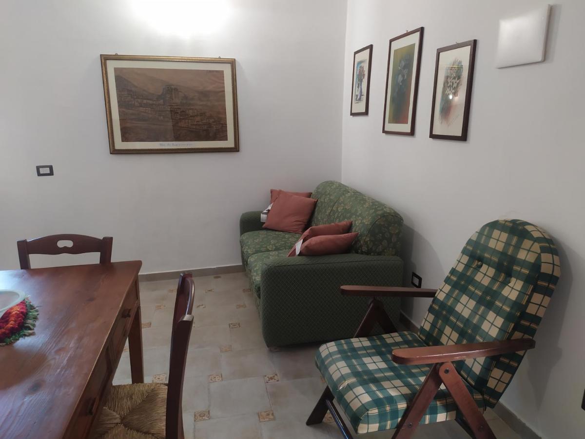 Il Pittore - Guest House Valsinni Luaran gambar