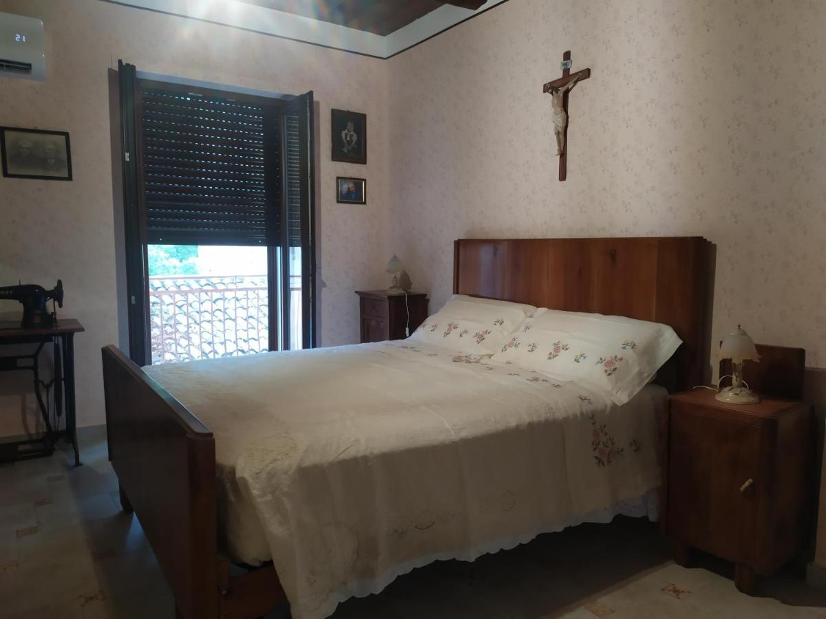 Il Pittore - Guest House Valsinni Luaran gambar